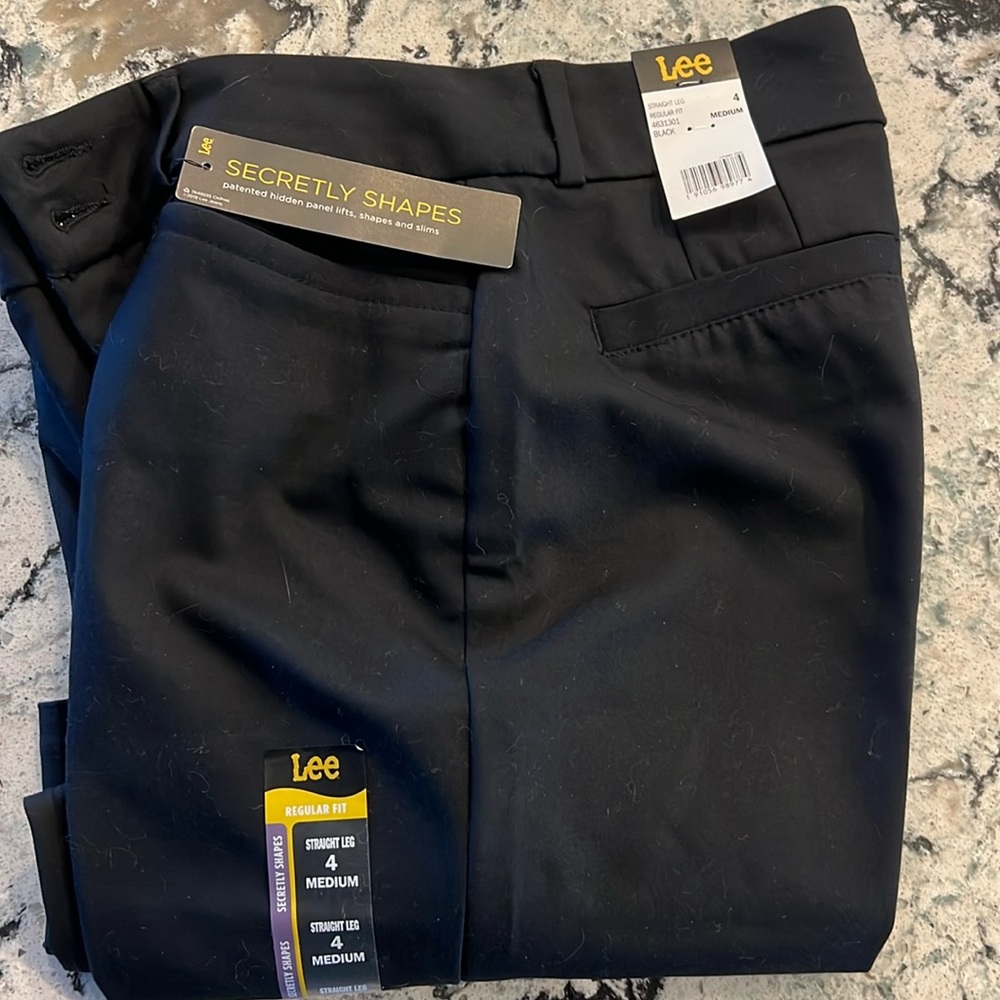 Lee secretly shapes black # 4631301- straight leg medium